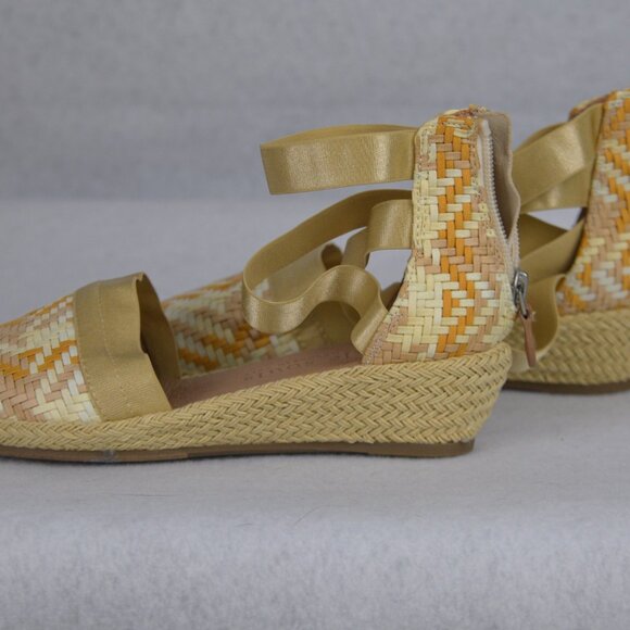 GENTLE SOULS KENNETH COLE Women's Beige Noa-beth Wedge Shoes 6 - Picture 2 of 4